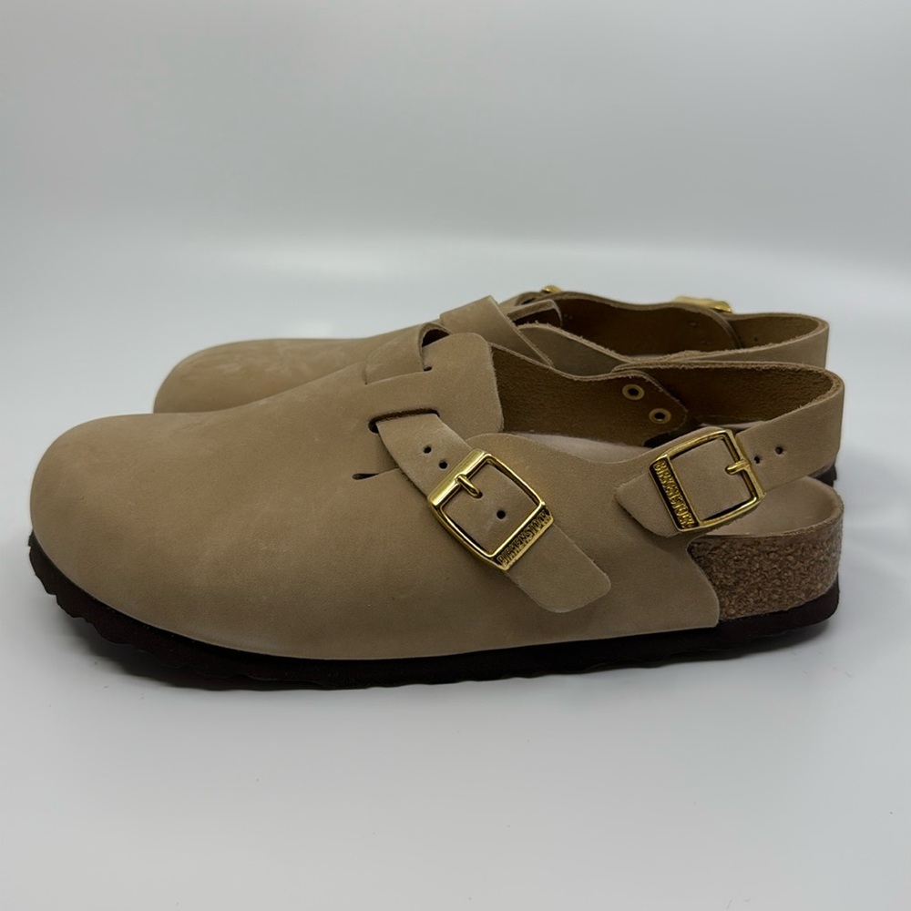 Birkenstock Tokio Clogs Size 38 NWOT Tan